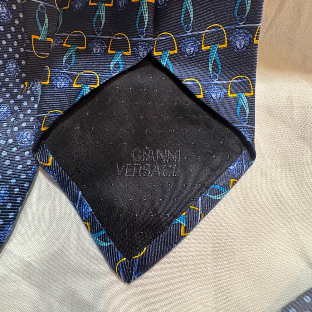Gianni Versace 100 Percent Silk Medusa Tie, Blue and Yellow - Picture 3 of 4